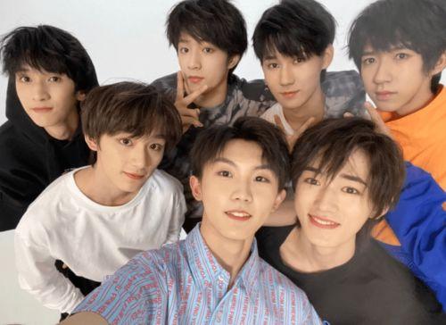 娱乐吃瓜君时代少年团,娱乐吃瓜君时代，青春偶像的崛起之路